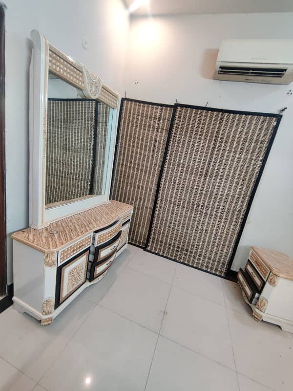 10 MARLA FULLY FURNISHED HOUSE FOR RENT 1