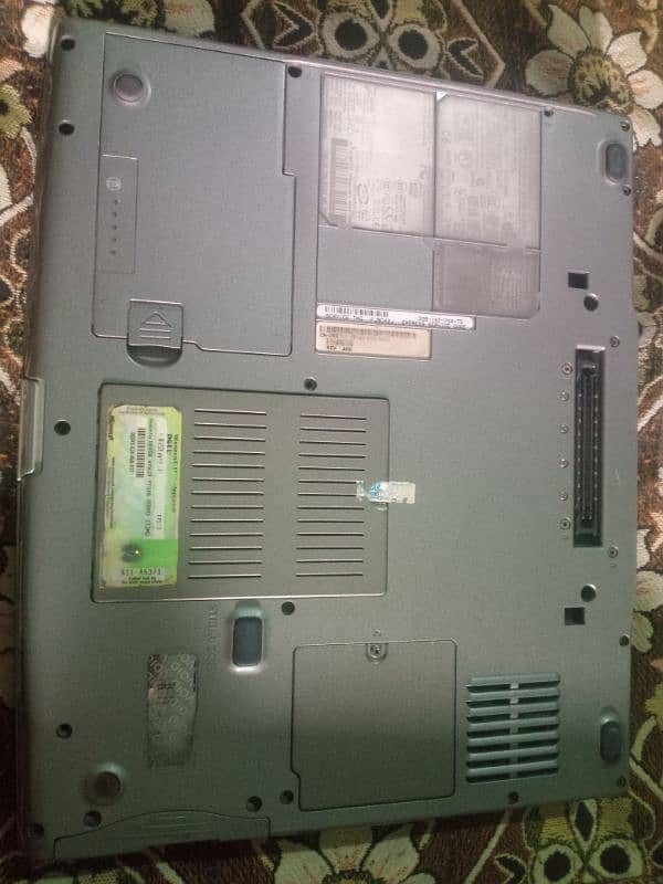 Dell Laptop 4