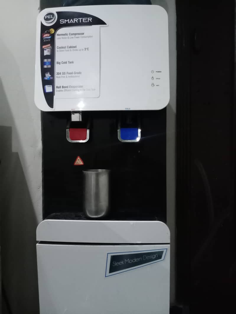 PEL Water Dispenser with Refrigerator 5