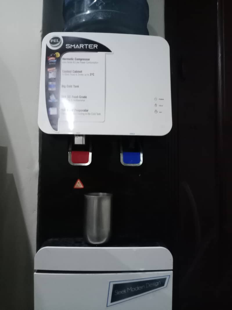 PEL Water Dispenser with Refrigerator 6