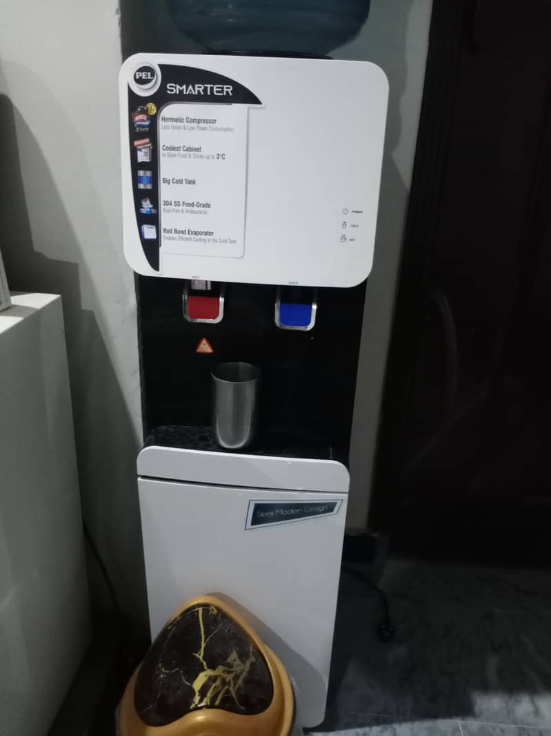 PEL Water Dispenser with Refrigerator 7