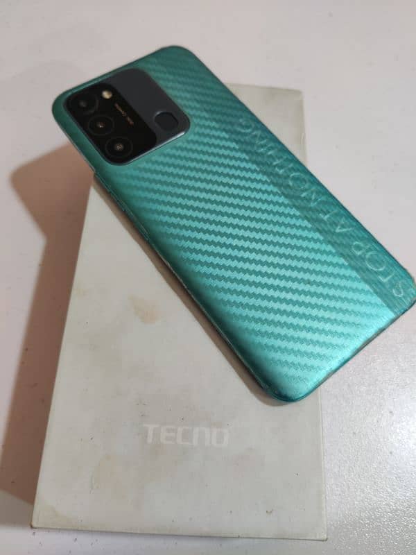 tecno spark 8c with box 03098483503 3