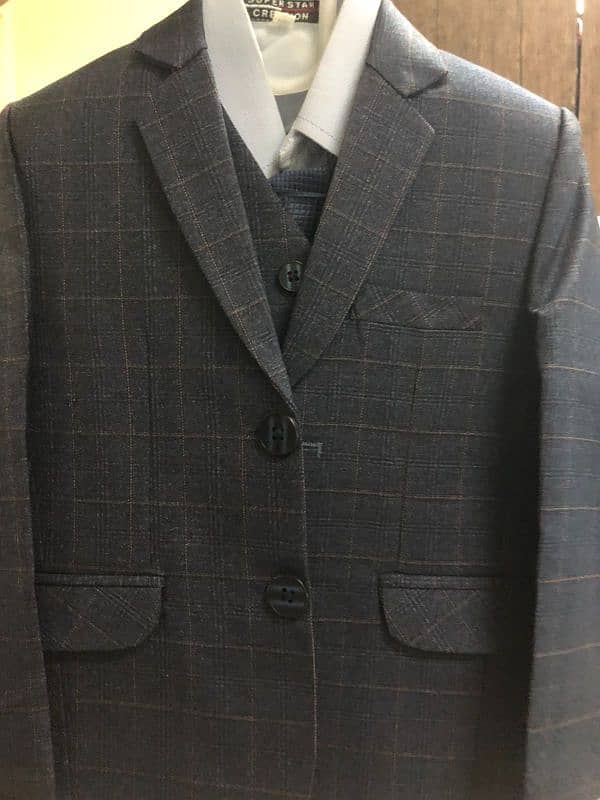 kids 4 piece suit 10