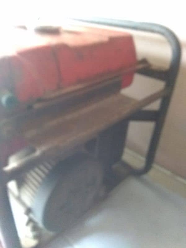 Honda original generator 1 item left 4