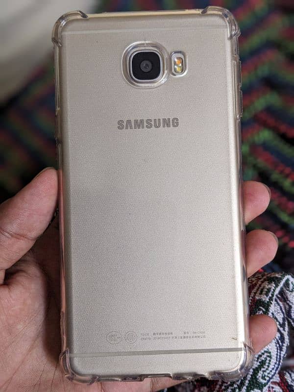 Samsung Galaxy C7 9