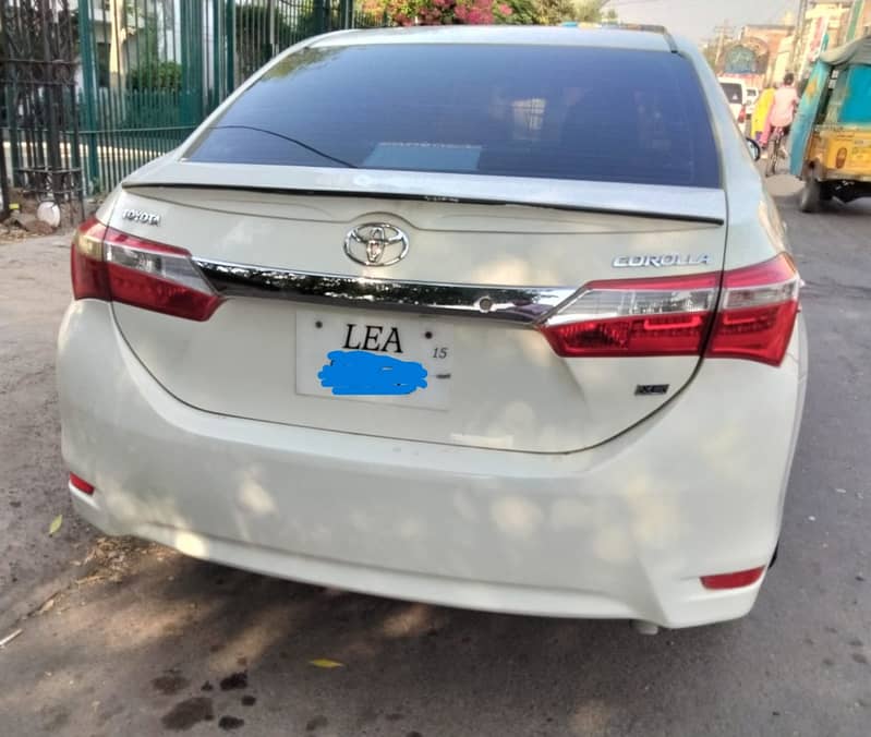 Toyota Corolla XLI 2015 Manual Transmission 1