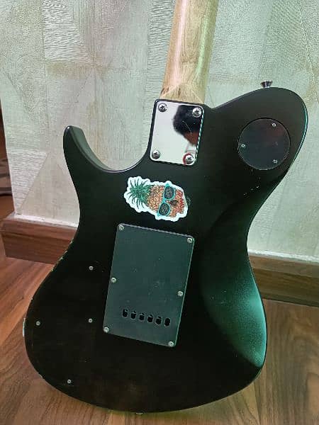 SQOE Electric guitar 3