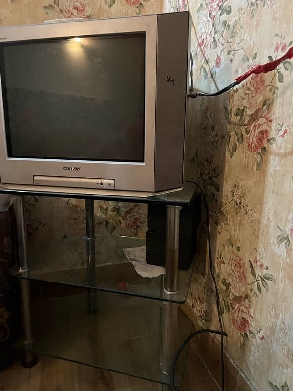 sony tv with glass table 1