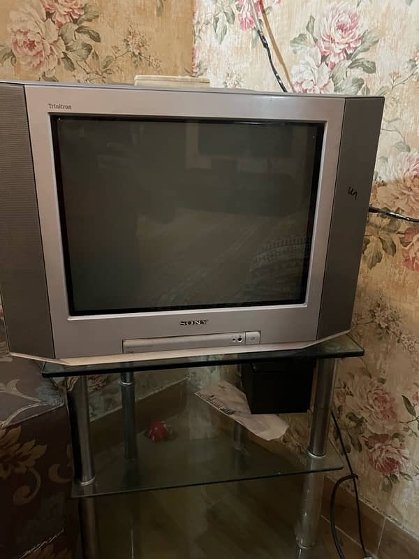 sony tv with glass table 2