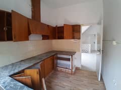 upper portion for rent 0