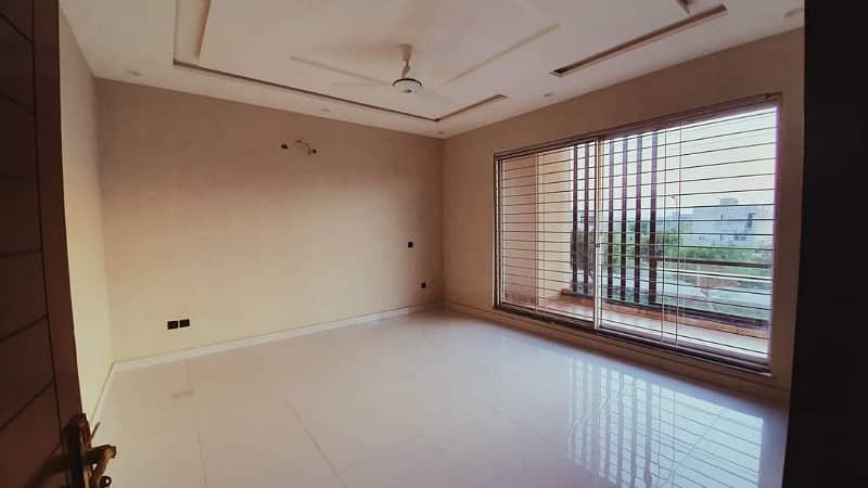 1 Kanal slightly used well maintained house for sale in dha phase 1 7