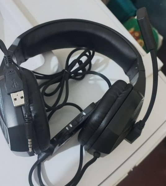 Headphone 1