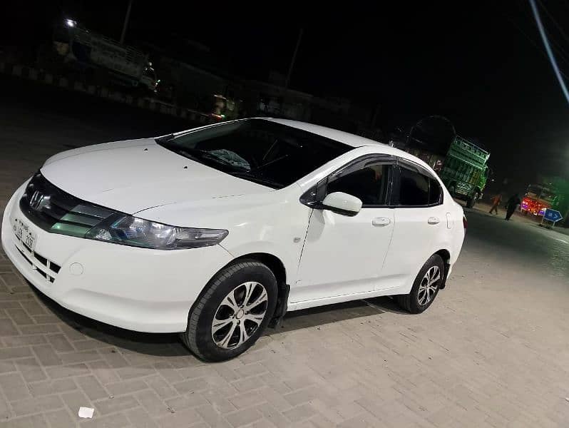 Honda City IDSI 2010 total genuine 12