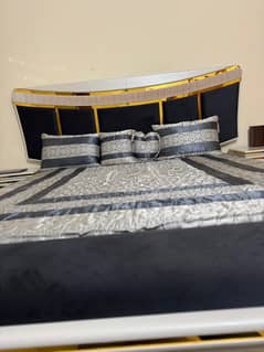 Bed Set For Sale//Bed(Side & Dressing Table with Mattress)//King Size