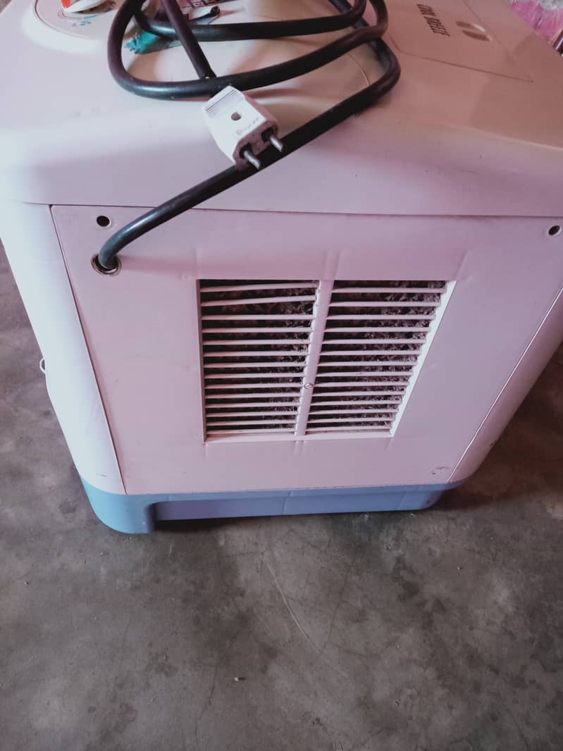 Mitsubishi air cooler 1