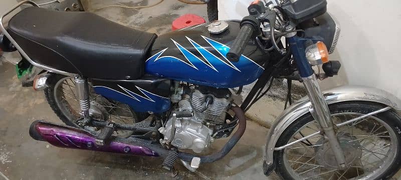 im selling bike 125 self start zxmco 2021 model price 110000 5