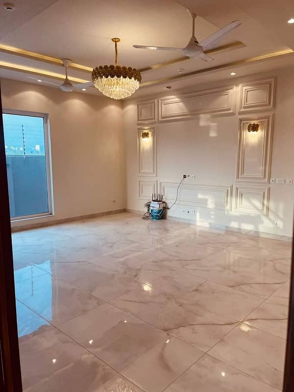 1 kanal beautiful design well maintained used house for sale in dha phase 3 2