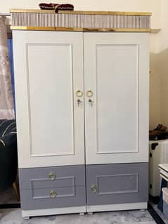 Wardrobe |2 door almari |wooden Safa Almari |Wardrobe Almari For sale