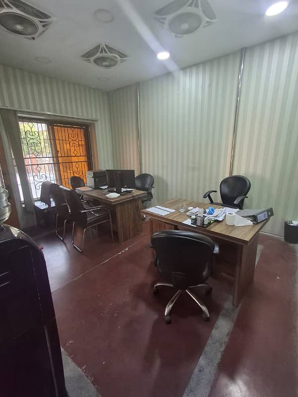 4 Kanal House Ideal For Office Rent 6