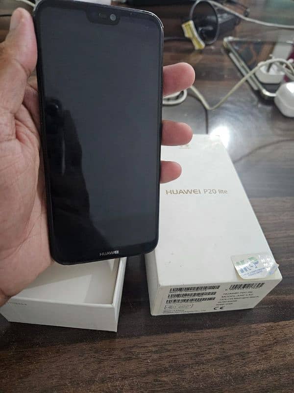 Huawei P20 lite with box 8/10 1