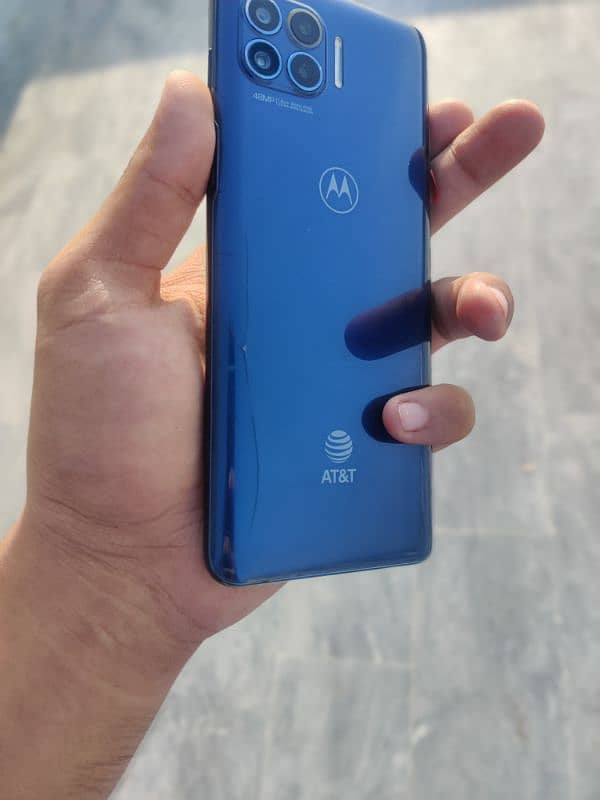 Motorola One 5g 10