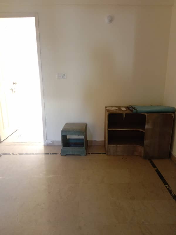 Studio Apartment For Rent 2 Bedroom With Attached Bathroom lounge Open kitchen 4th Floor Bukhari Commercial 6