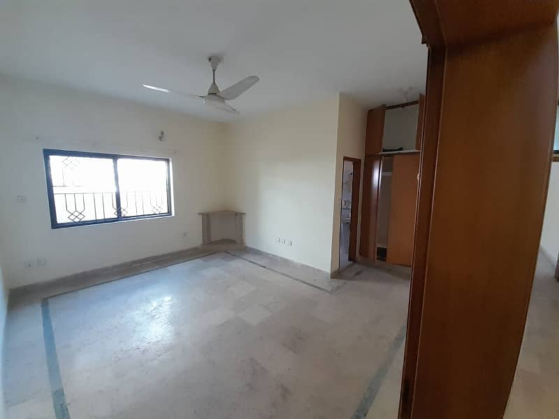 Independent upper porshn for rent in gulshan abad sector 2 2