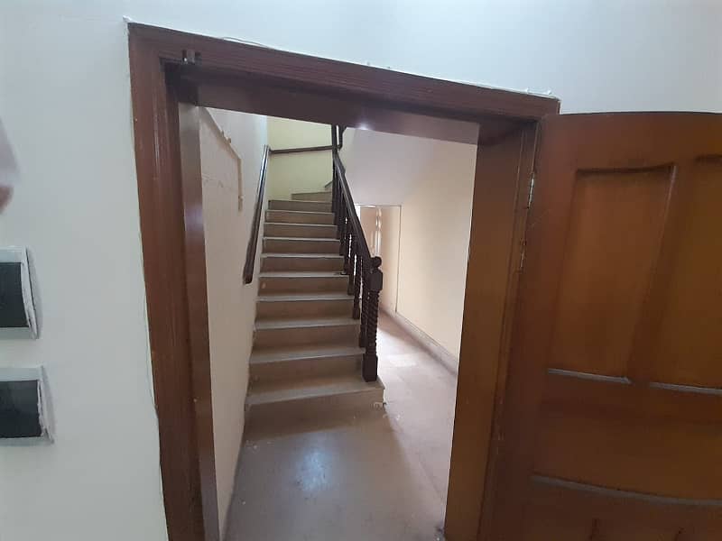 Independent upper porshn for rent in gulshan abad sector 2 5