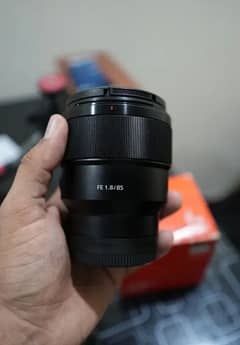 SONY 85mm F1.8