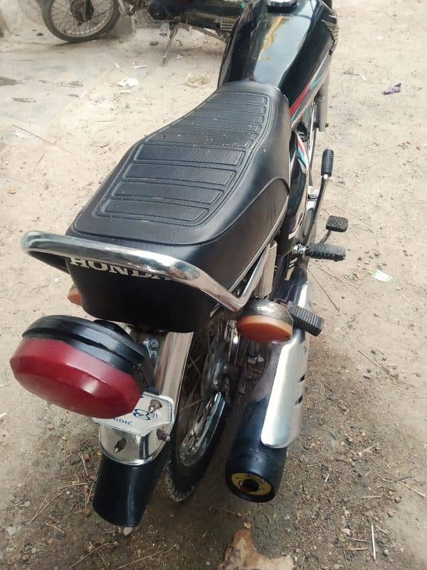 Honda 125. . 2019 genuine black 4