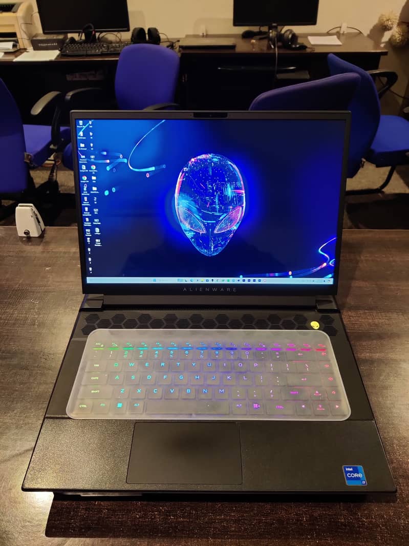 Dell Alienware M16 R1 | Intel Core i7 13th Generation (13700HX) 0