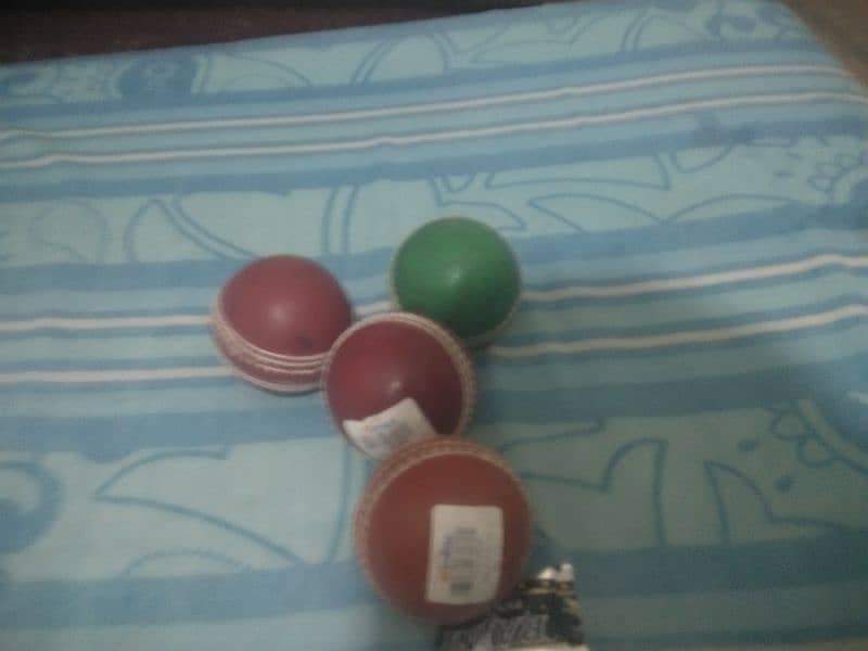 cricket hard ball light weight 4