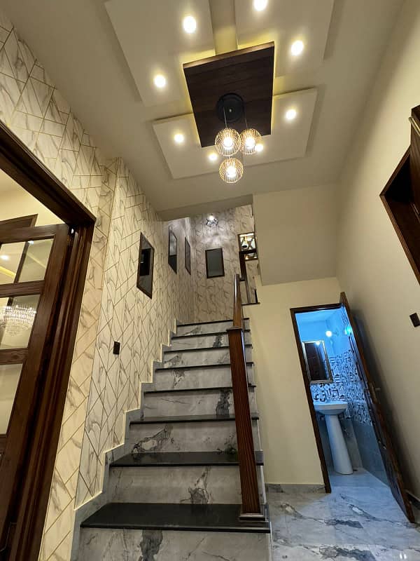 10 MARLA LUXURY BRAND NEW HOUSE NEAR PARK MASJID FOR SALE IN BAHRIA TOWN LAHORE 9