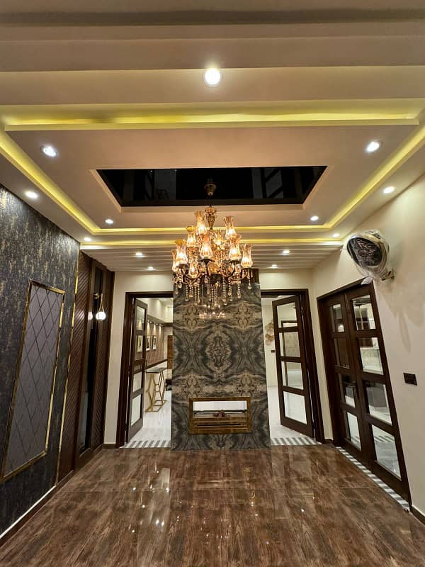 10 MARLA LUXURY BRAND NEW HOUSE NEAR PARK MASJID FOR SALE IN BAHRIA TOWN LAHORE 28