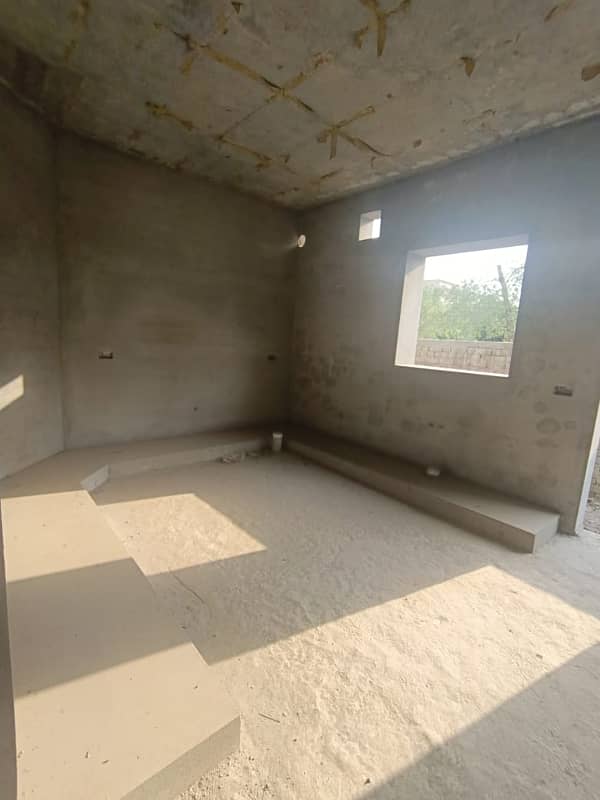 10 Marla Gray Structure House With Basement Available For Sale In Bahria Town Lahore. 0