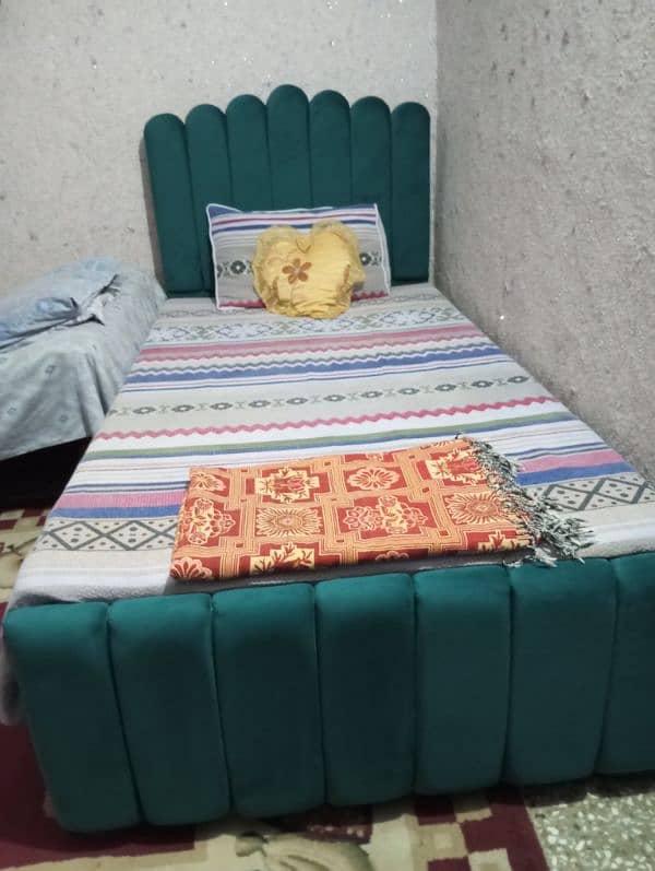 Single cushion bed 2