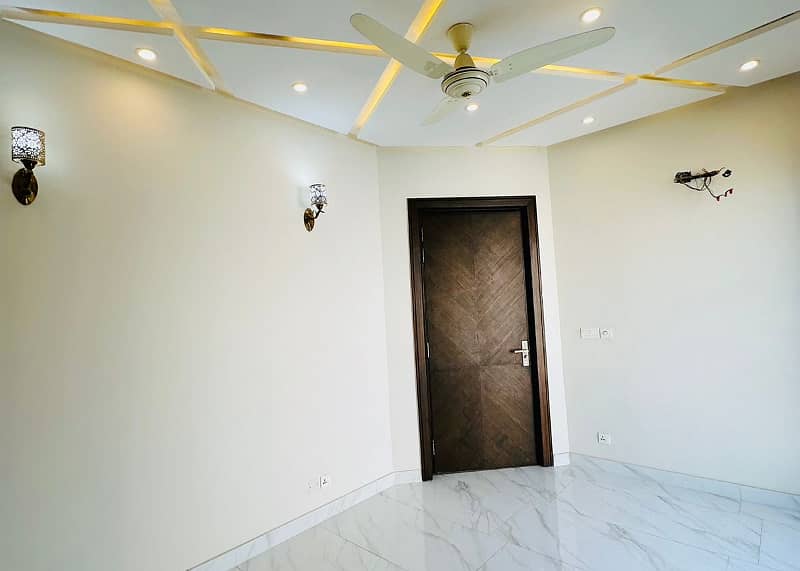 5 Marla Luxury House Available For RENT In DHA Phase 9 Town Lahore 13