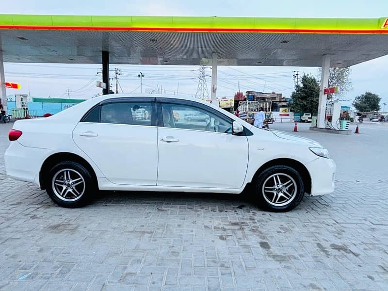 Toyota Corolla XLI 2013 8