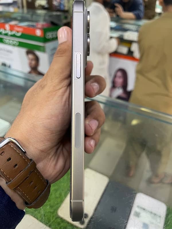 IPhone 15 pro max 512 gb 3