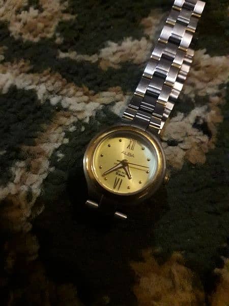 Silver Golden Deluxe Watch 1