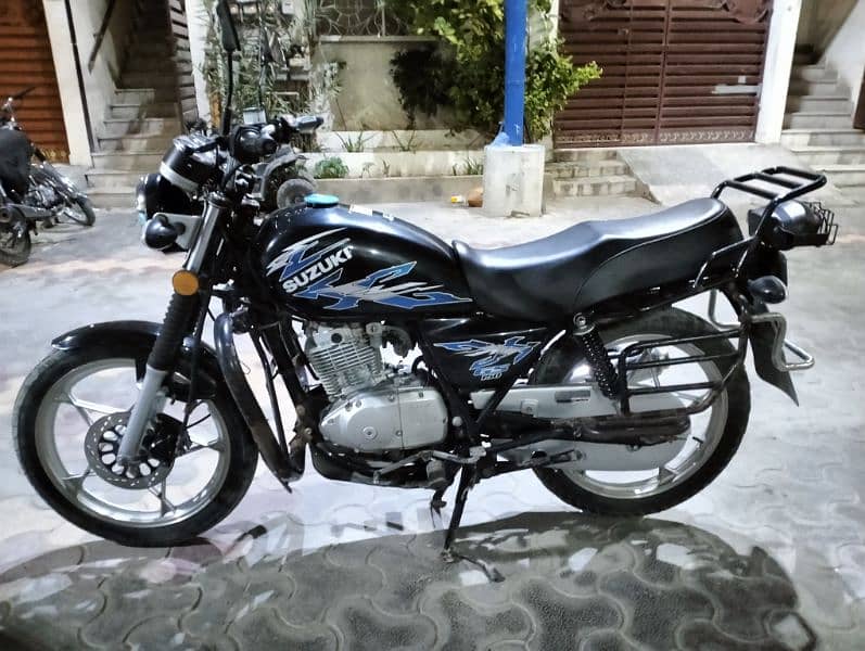 Suzuki 150 SE 3