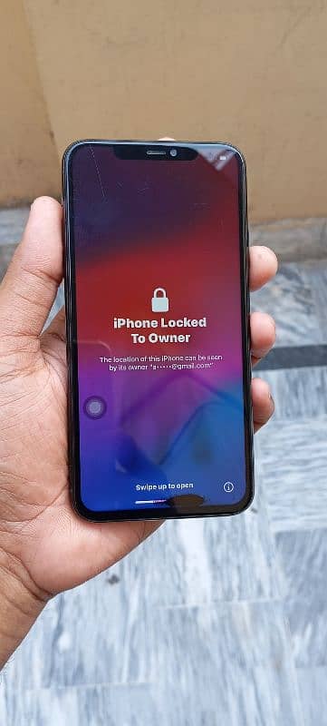 I Phone 11 Pro Max I Cloud Locked Mobile Display May Nishan B Hai! 0