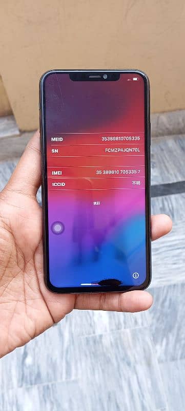 I Phone 11 Pro Max I Cloud Locked Mobile Display May Nishan B Hai! 4