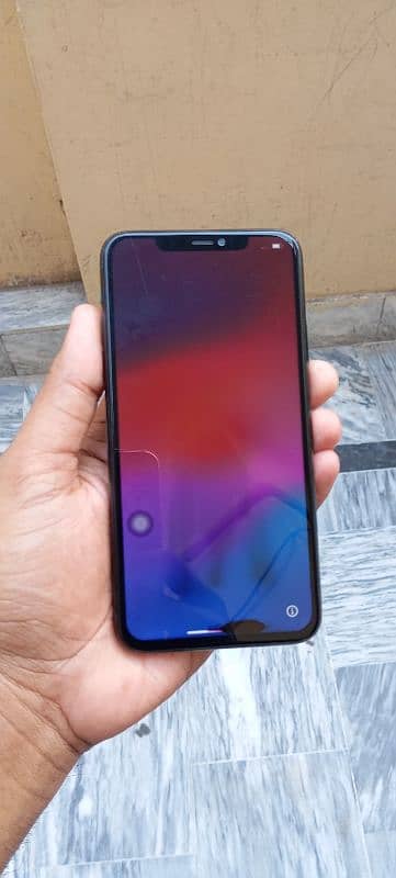 I Phone 11 Pro Max I Cloud Locked Mobile Display May Nishan B Hai! 8