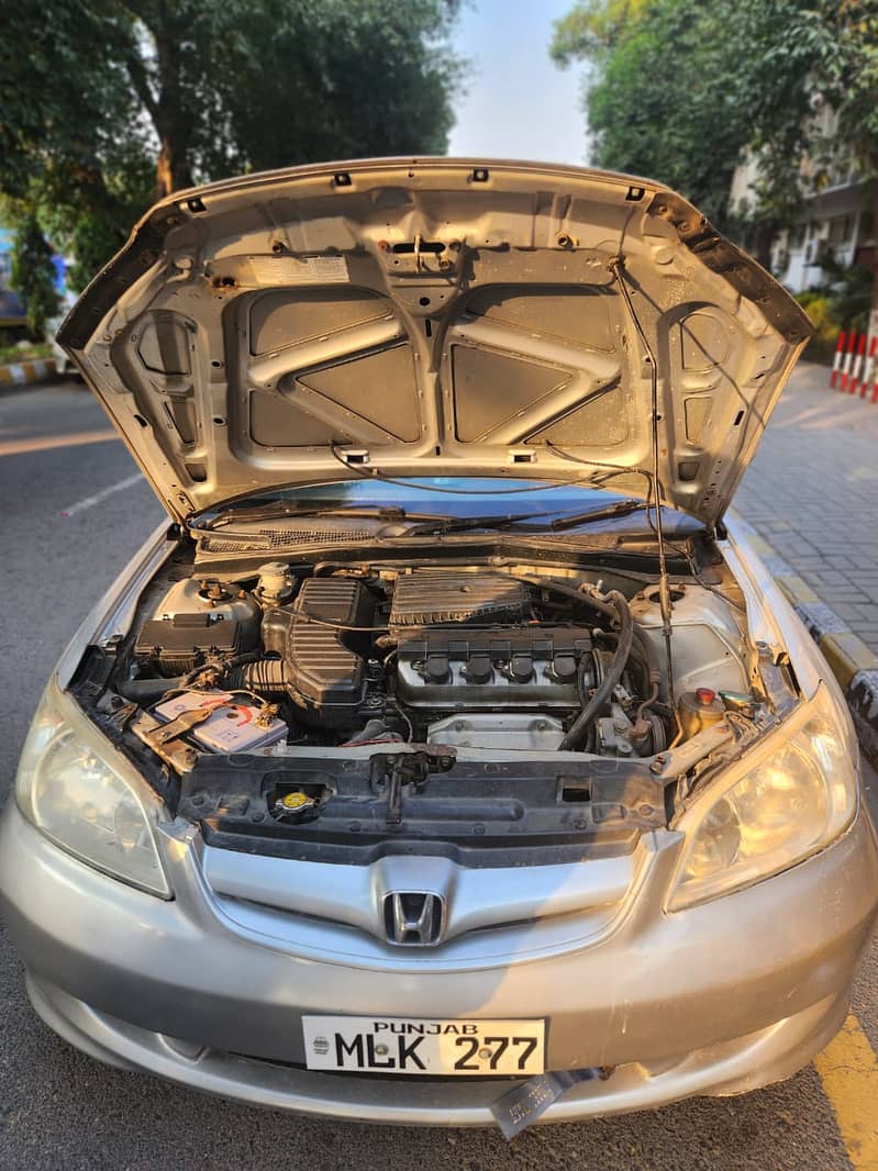 Honda Civic EXi 2005 manual 3