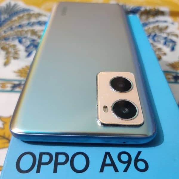 Oppo A96 0