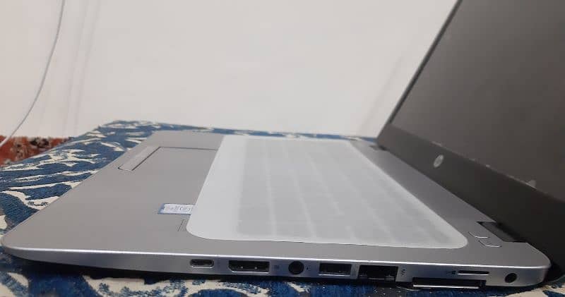 HP G4 840 Laptop - 7th Gen i5 3