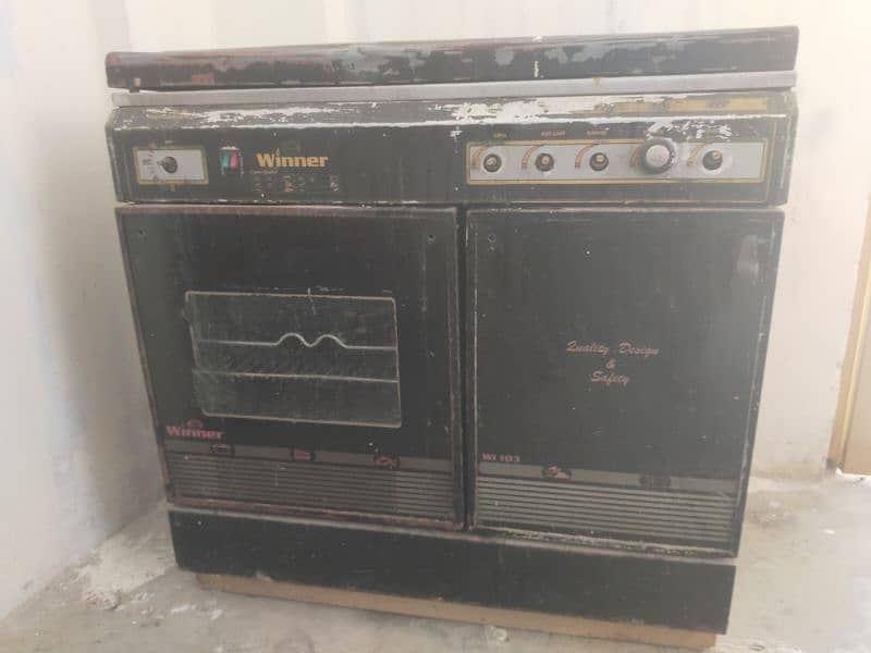 WINNER STOVE WITH GAS OVEN 2