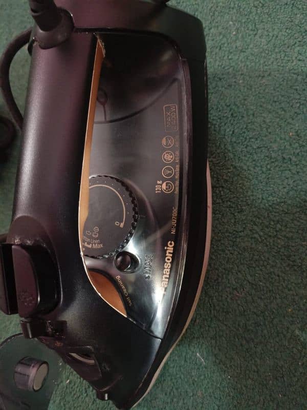 Panasonic steam iron 0