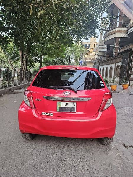 Toyota Vitz 2015 1